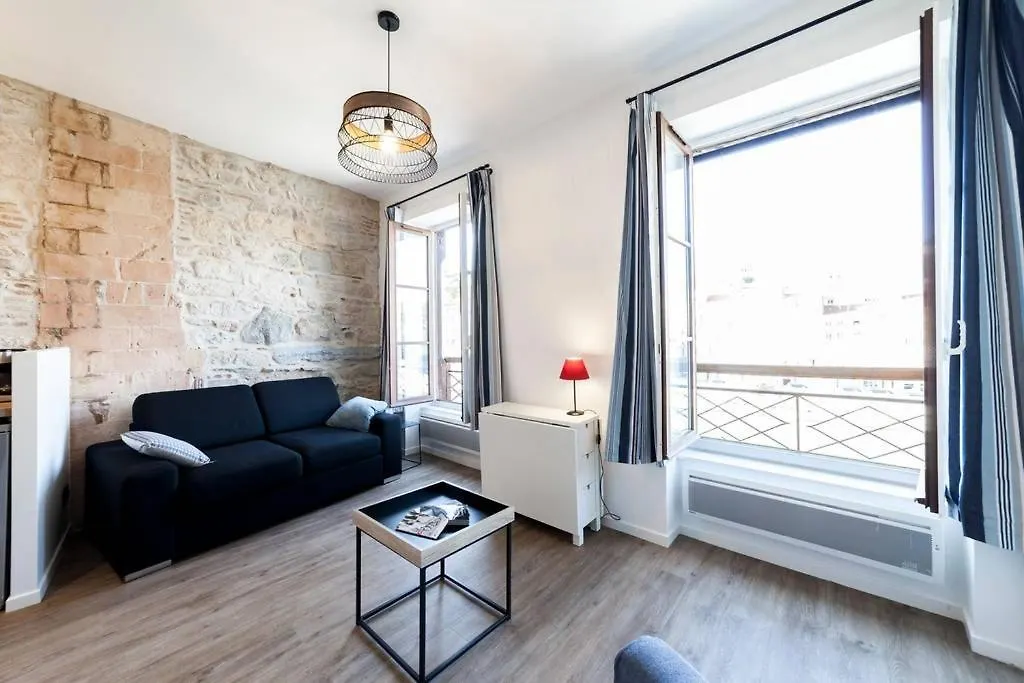 Vieux Lyon Avec Vue Sur La Saone Ail Apartment 0*,